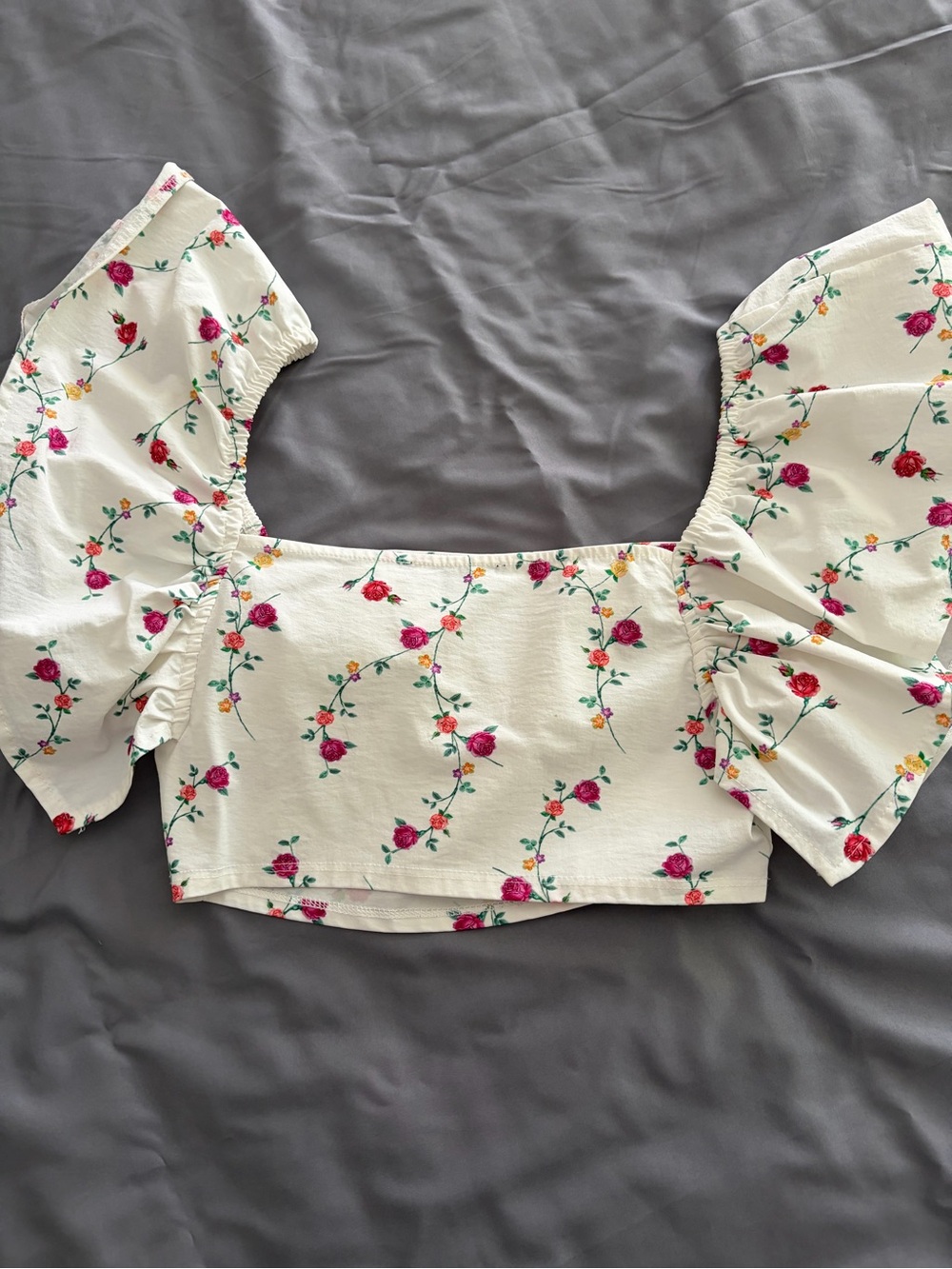 Zara White Floral Ruffle-Sleeve Crop Top - Picture 2 of 3